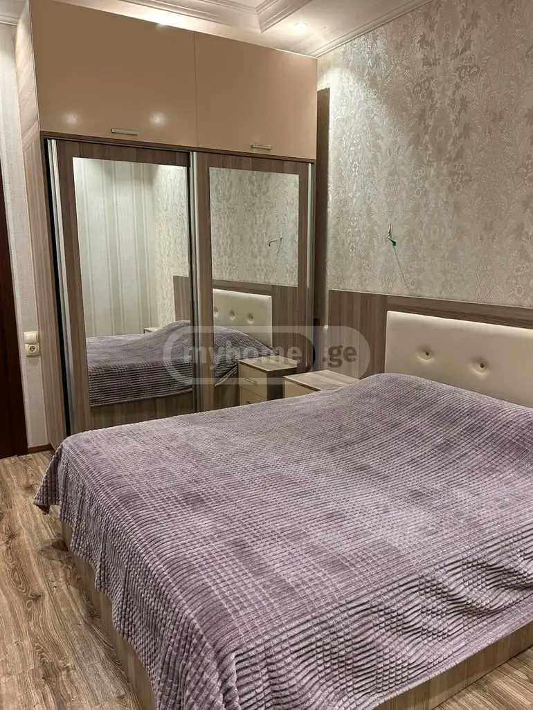 Продажа 3-комната Квартира view 5