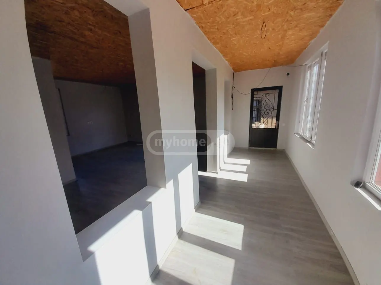 For Sale 10+ Room Country House Ambrolaurshi view 4