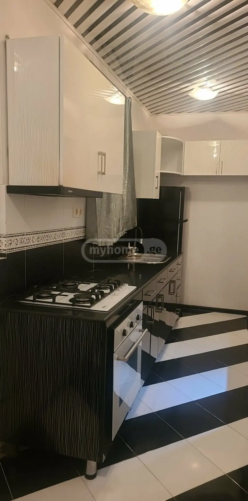 For Rent 3 Room Apartment Kutaisshi view 4