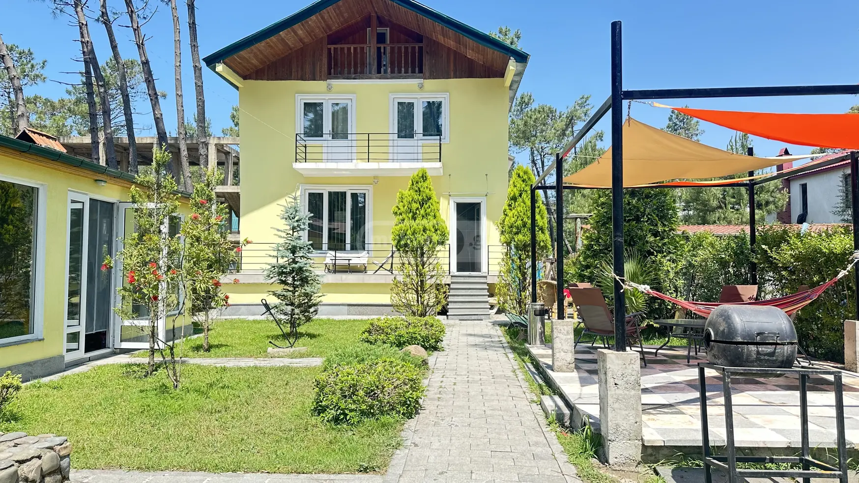 დღიური ქირა 5-ოთახი კერძო სახლი Lanchkhutis Munitsipalitetshiში view 1