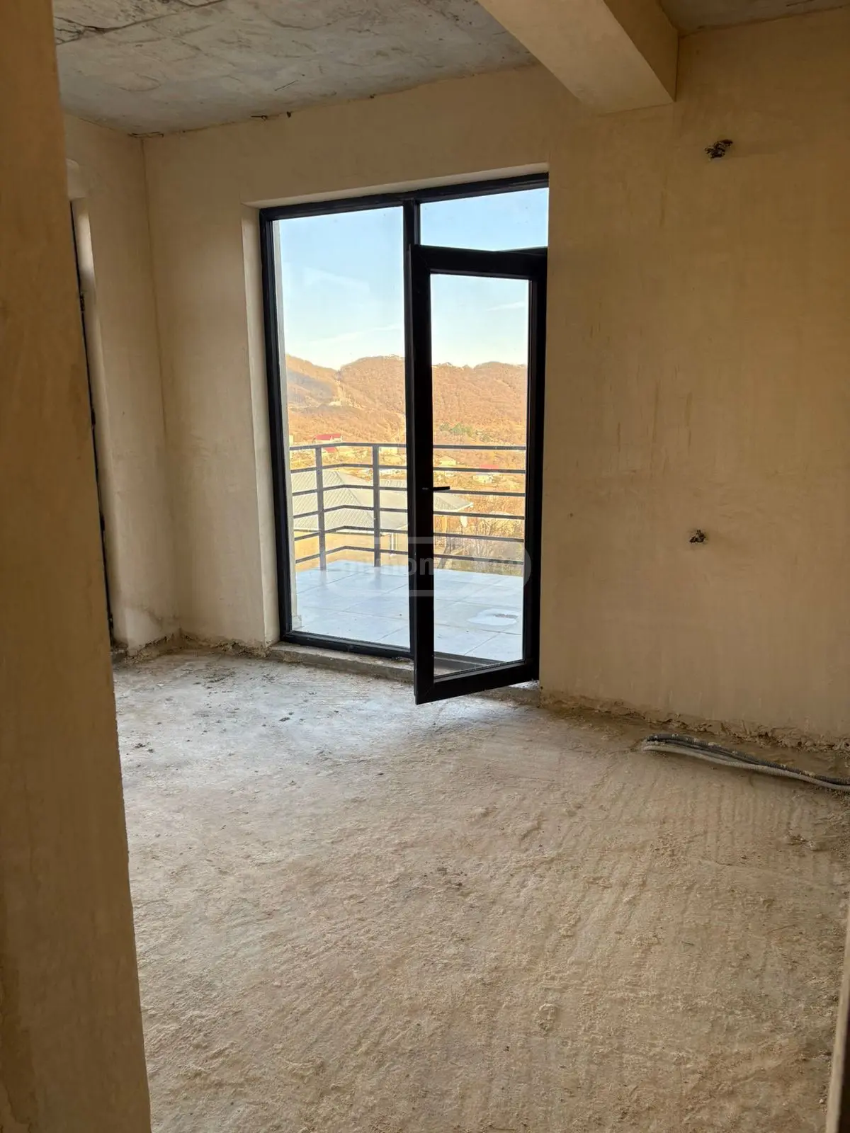 For Sale 5 Room Country House Tkhinvalshi, 3 of 12