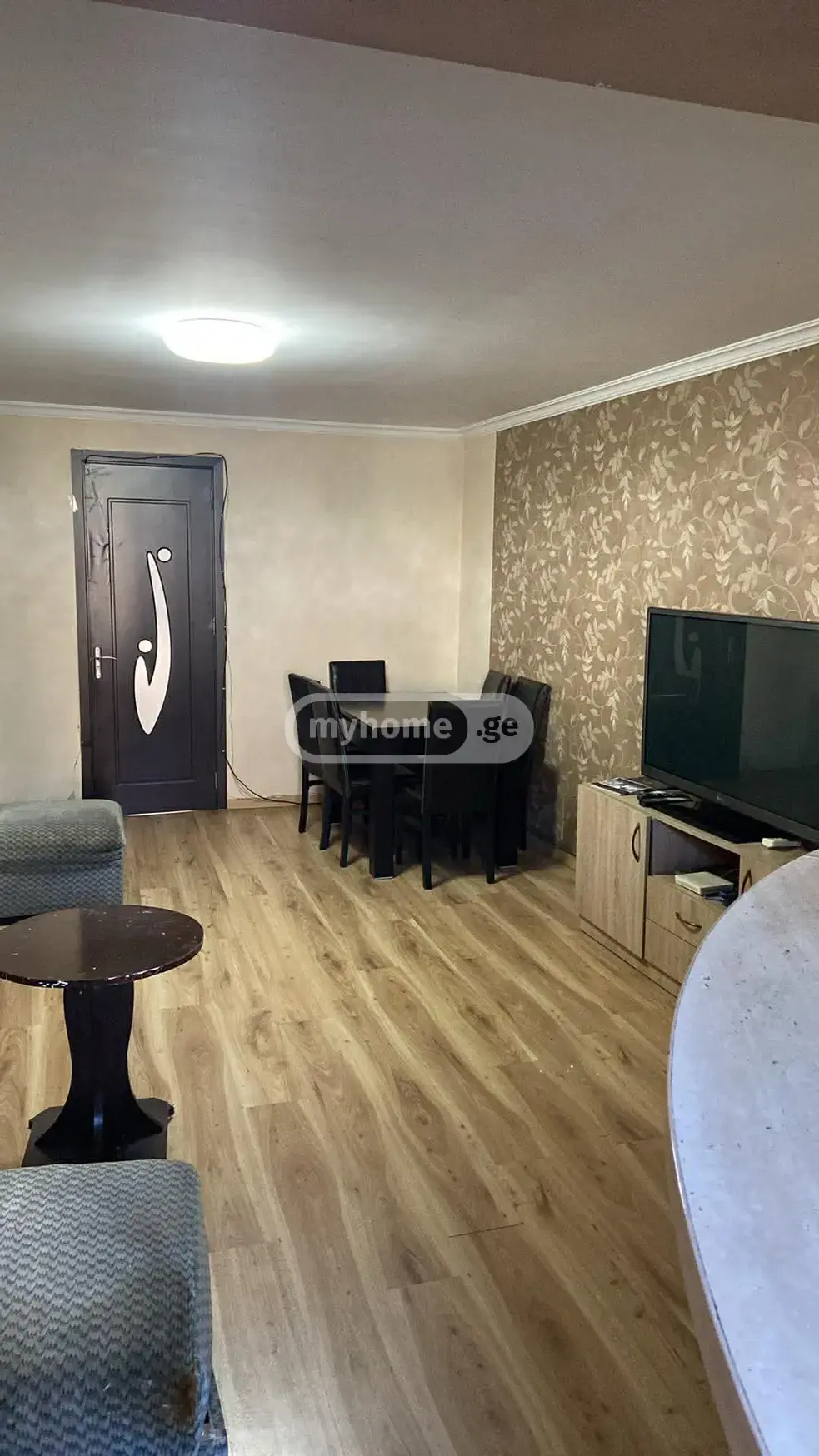 For Sale 3 Room Apartment view 5