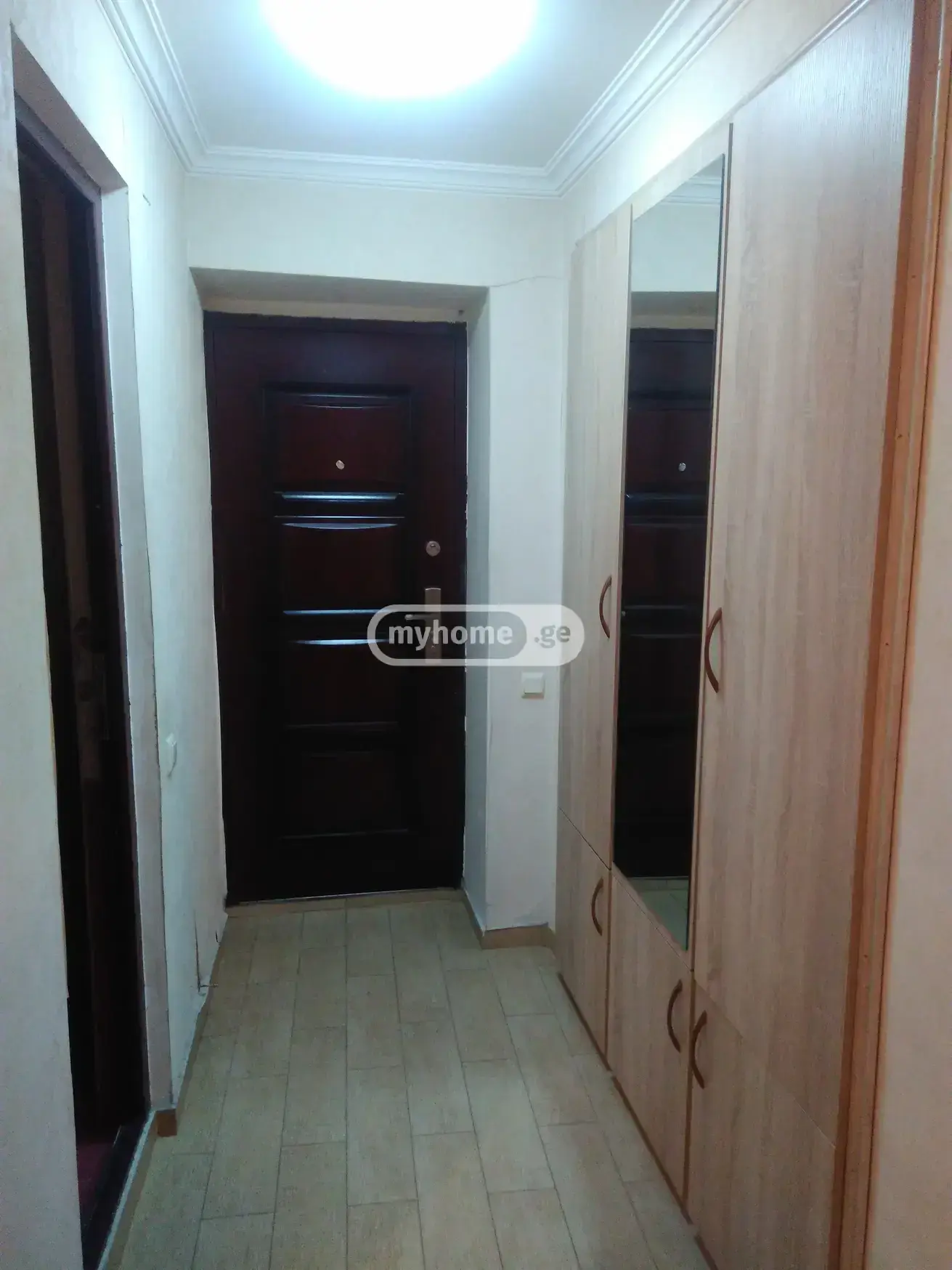 For Sale 3 Room Apartment view 4