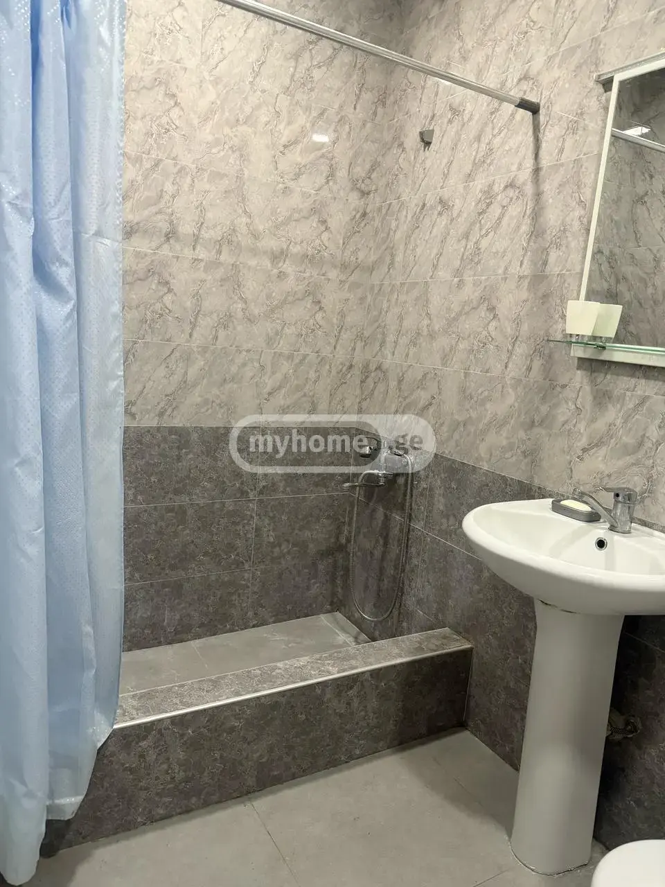 For Rent 3 Room Apartment Kutaisshi view 8