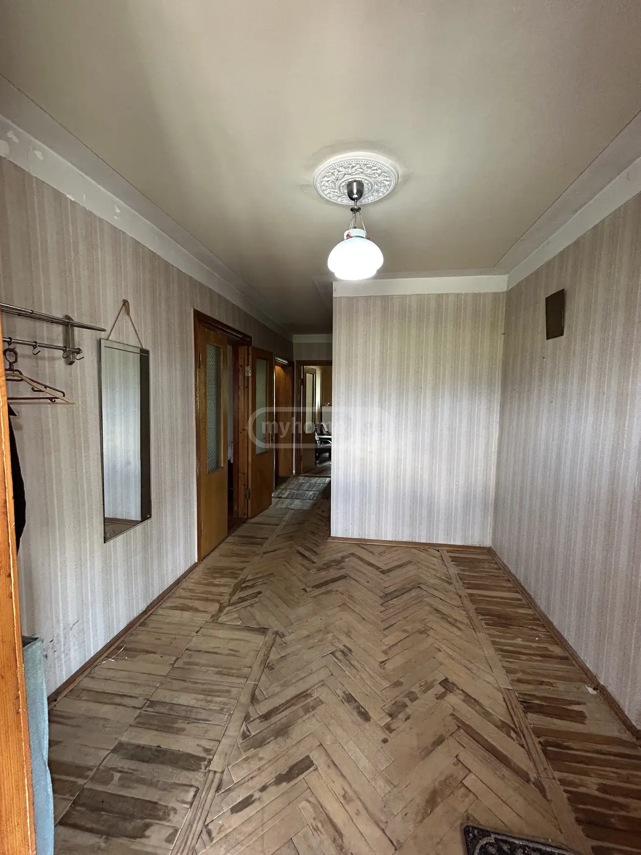 Продажа 5-комната Квартира в Tsqaltuboshi view 1
