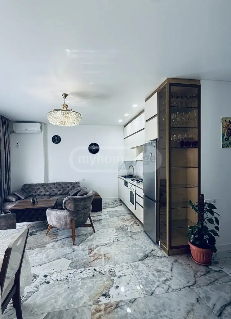 For Rent 4 Room Apartment view 5