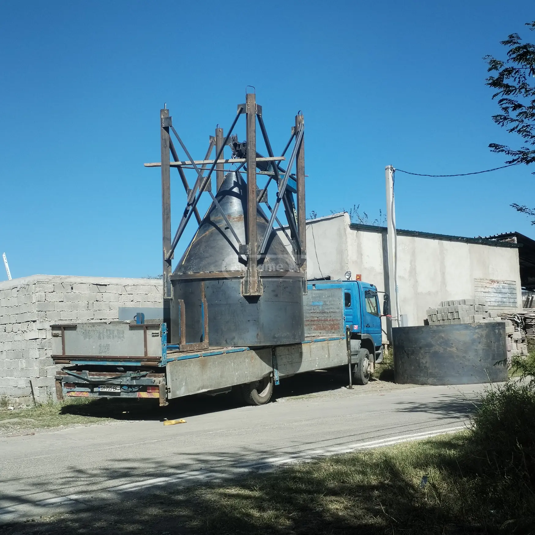 For Sale Spetsialuri Commercial Space Kutaisshi view 1