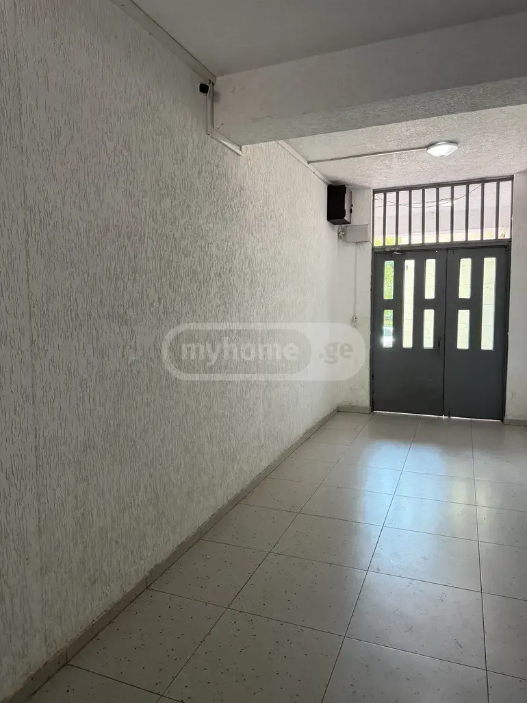 For Sale Saopise Commercial Space Dighmis Masivshi view 8