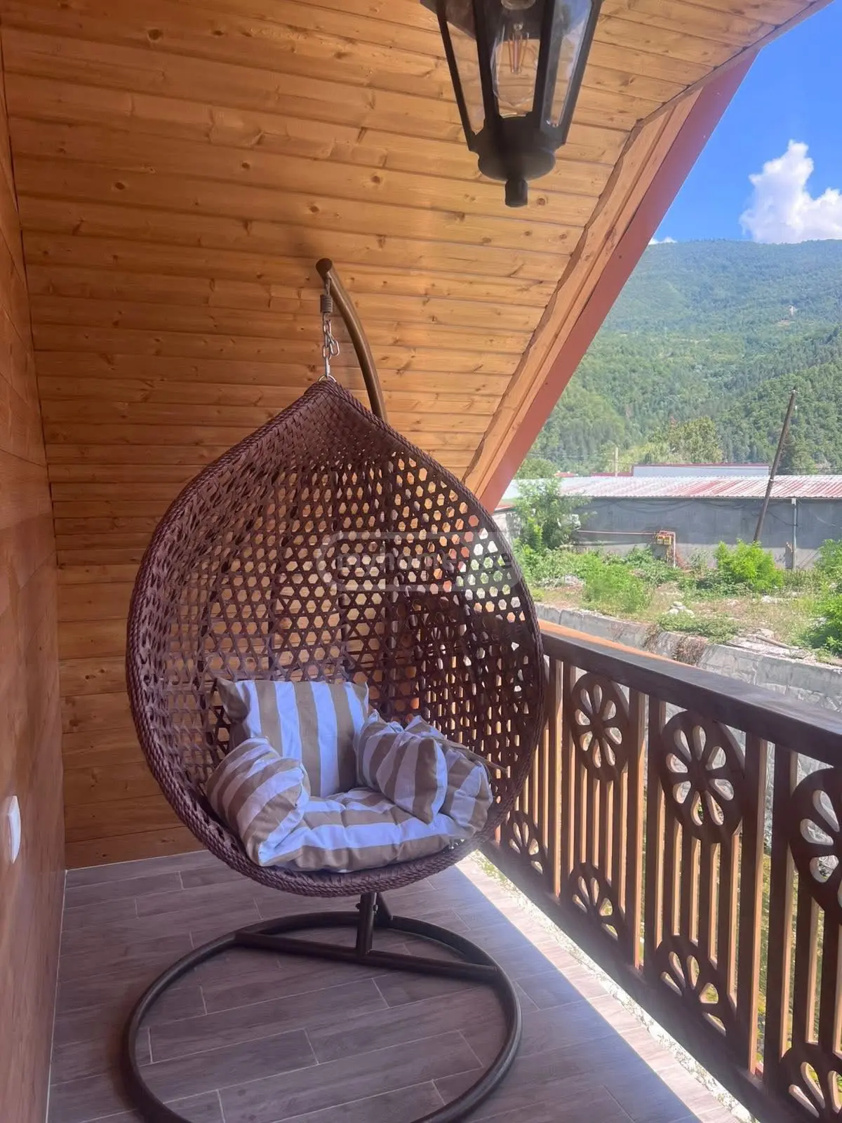Daily Rent 5 Room Sastumro Ambrolaurshi view 11