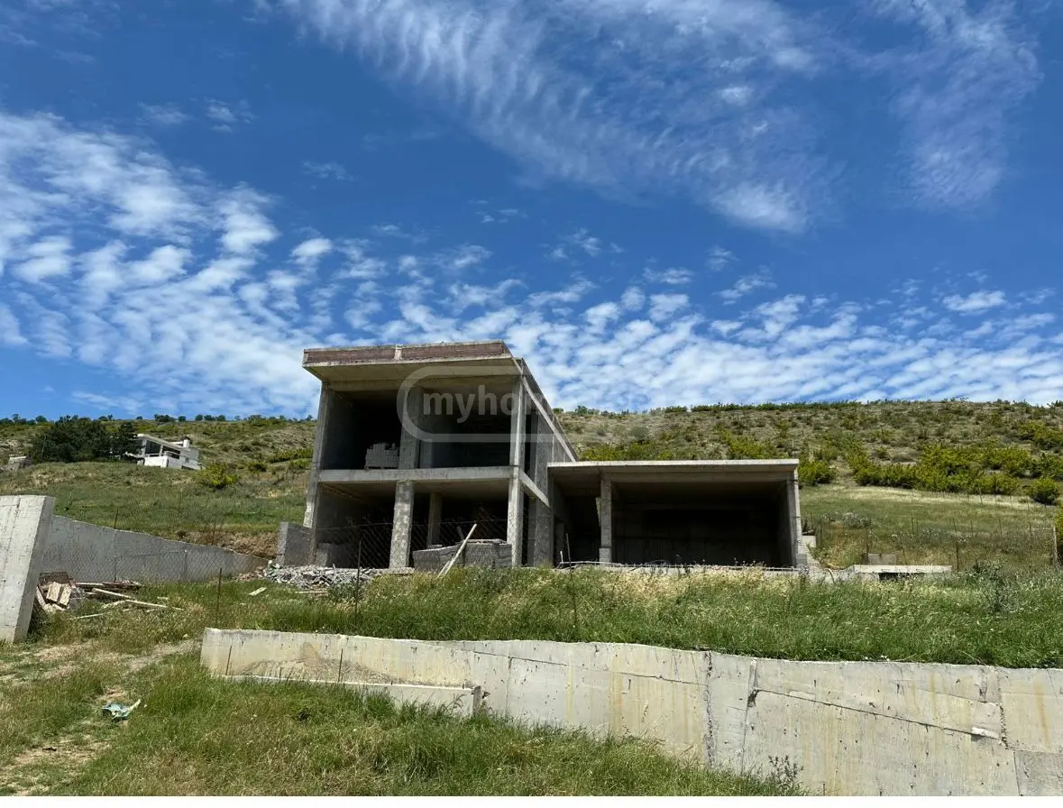 Land For Rent. Lisi Lake view 16