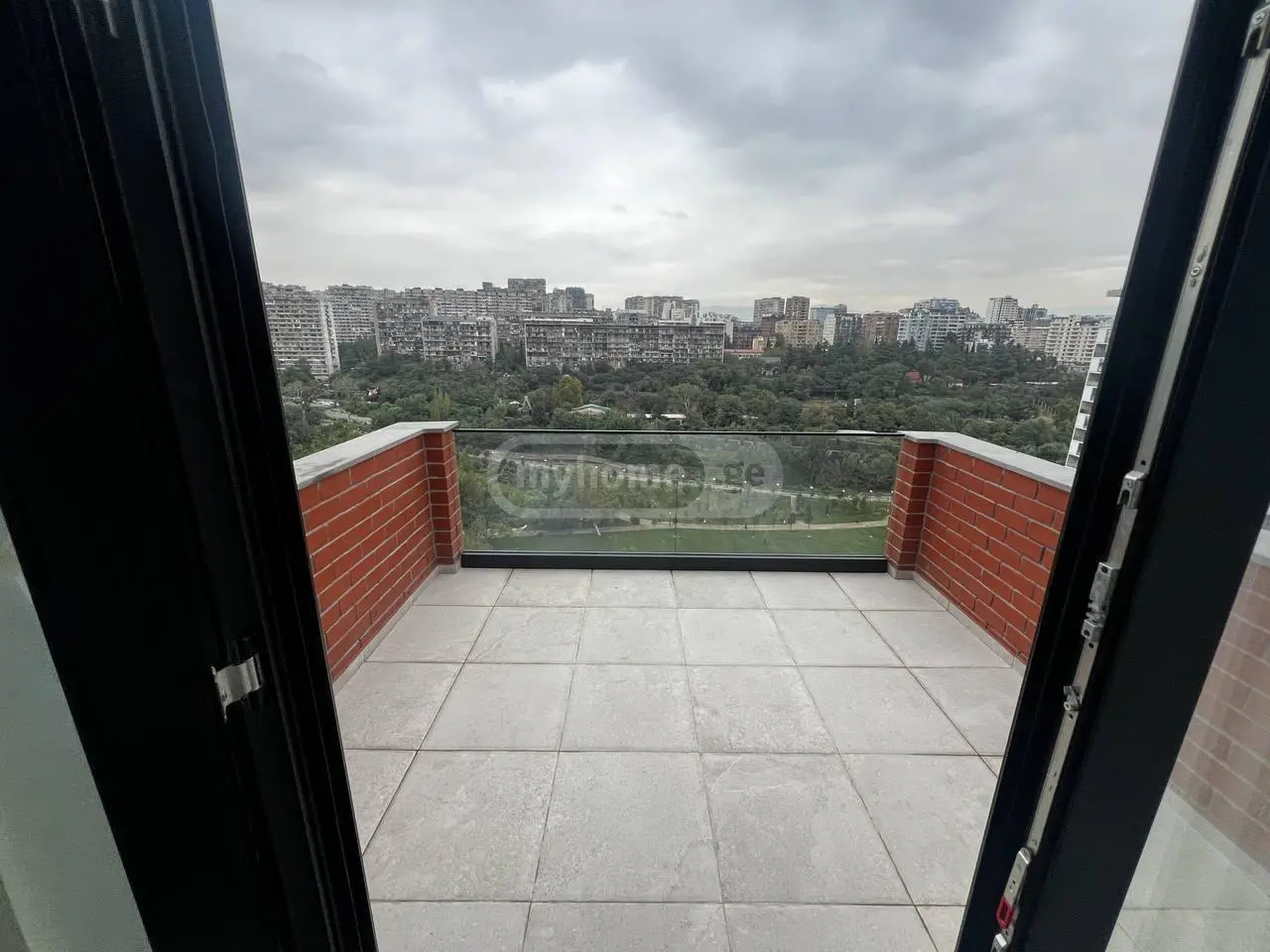 For Rent 3 Room Apartment, 4 of 12
