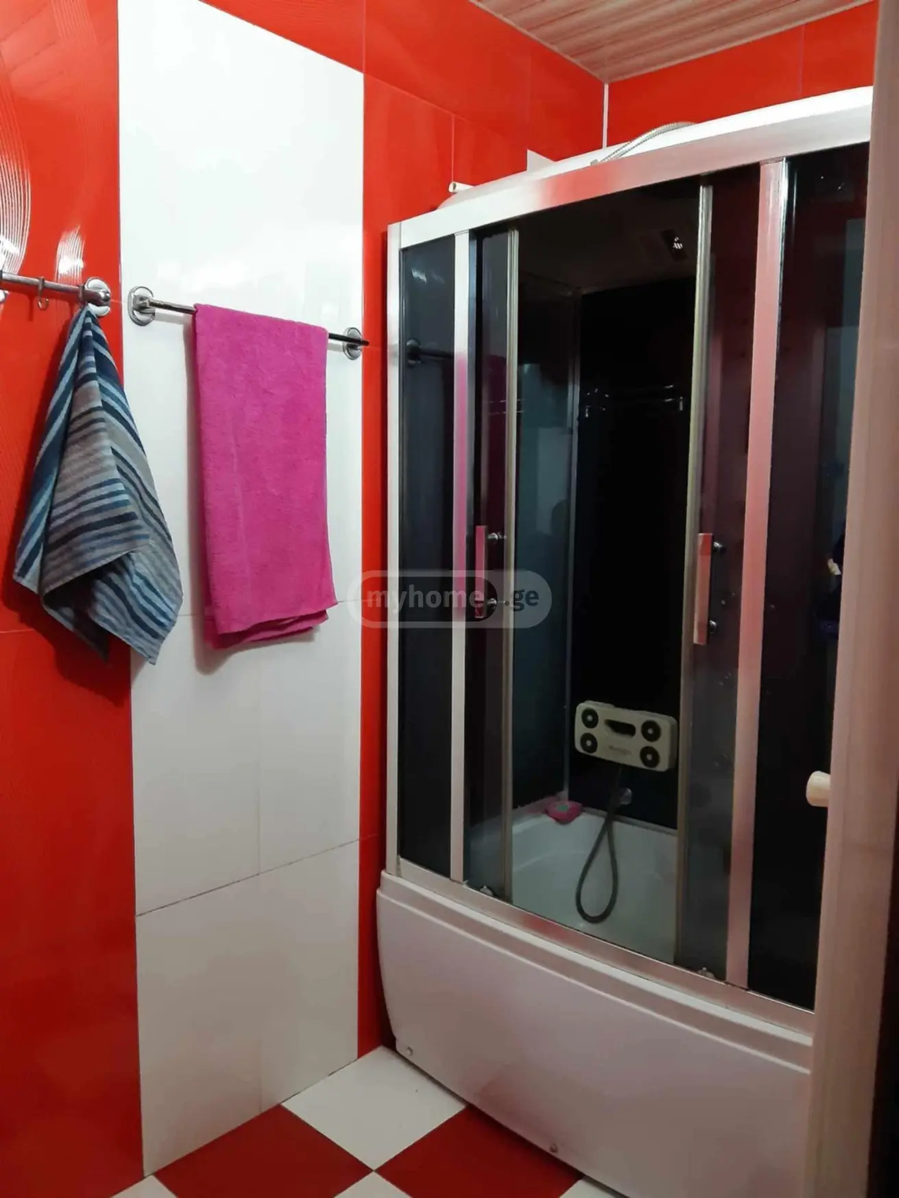 3 Room Flat Daily Rent. Batumi view 17