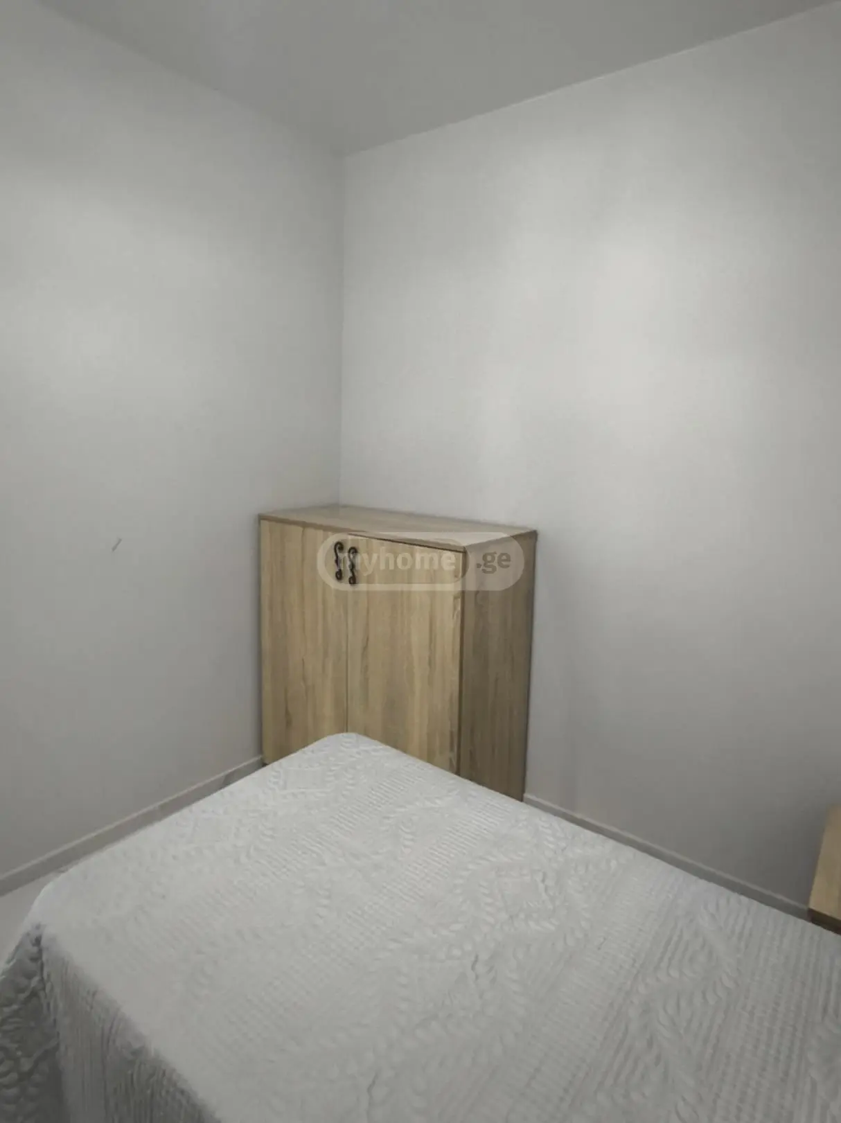 For Rent 4 Room Apartment view 4