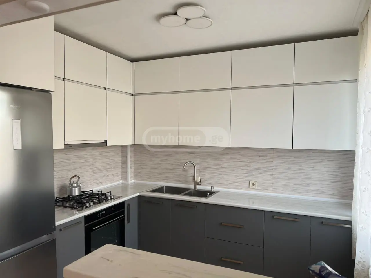 For Rent 4 Room Apartment Kutaisshi view 2
