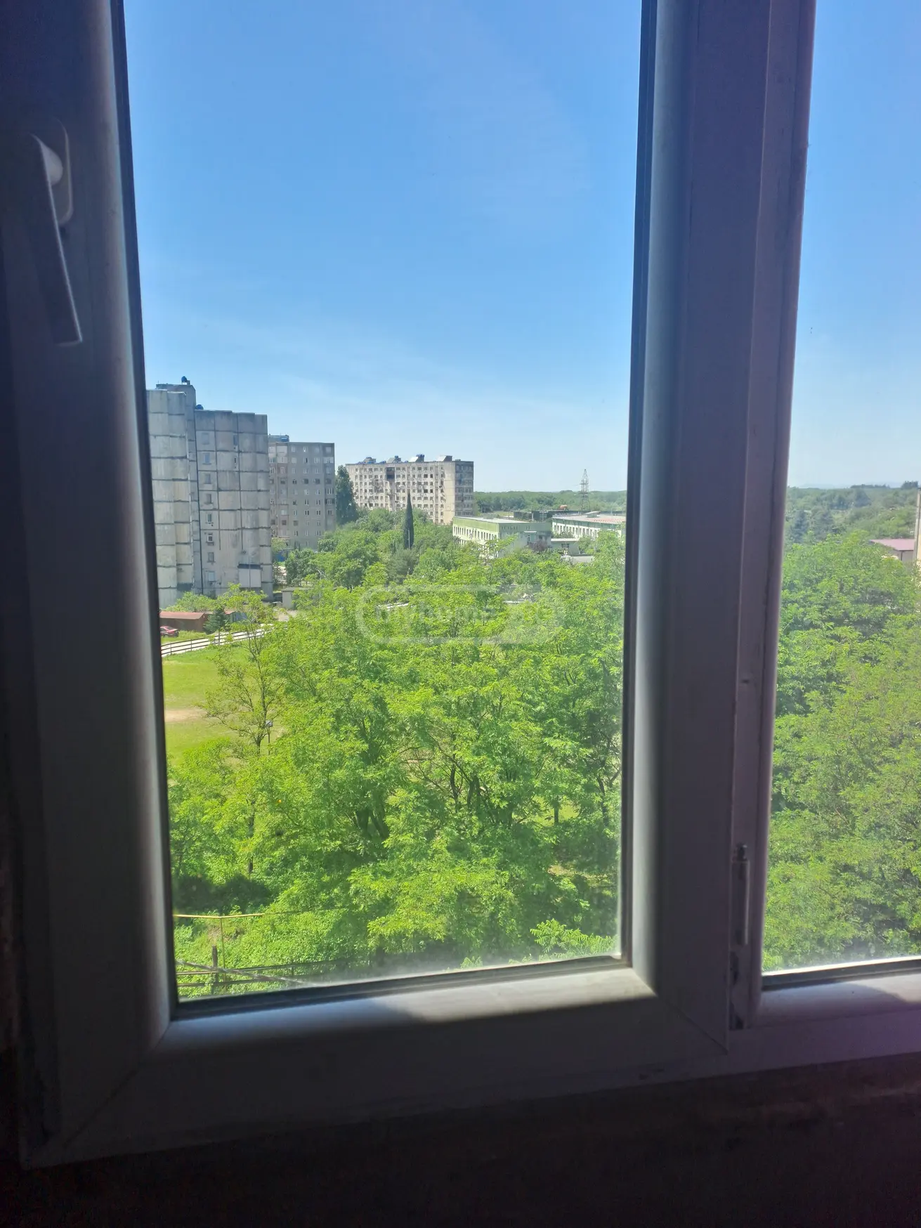 For Sale 1 Room Apartment Kutaisshi view 9