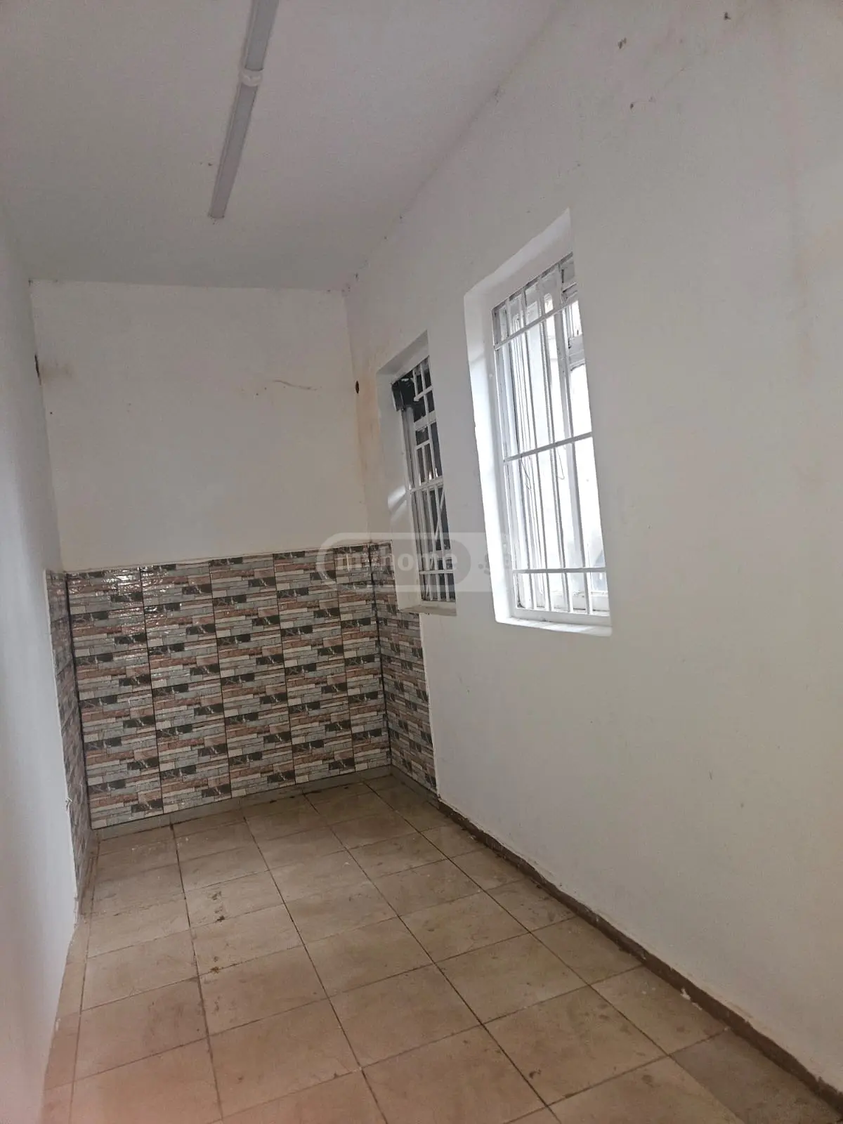 For Rent Universaluri Commercial Space Senakshi view 7