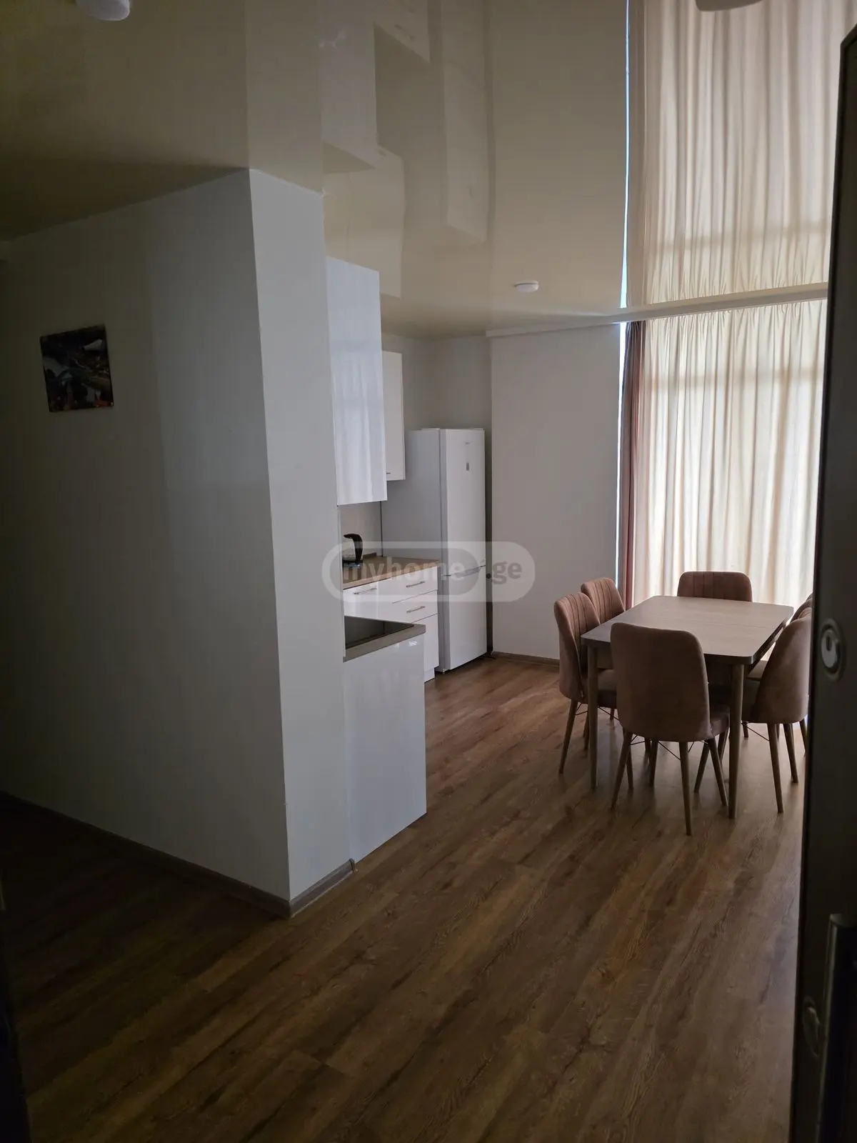For Rent 4 Room Apartment, 6 of 12