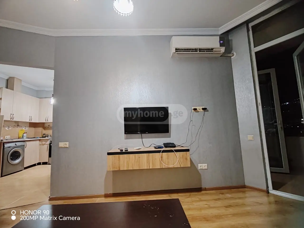 Аренда 3-комната Квартира view 1
