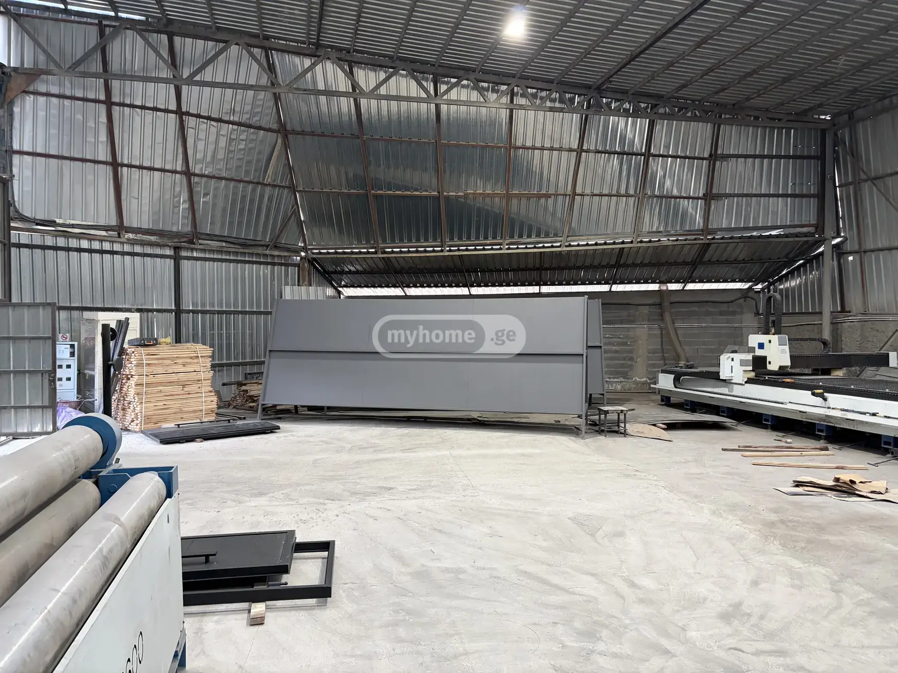 For Rent Universaluri Commercial Space Dighmis Masivshi view 7