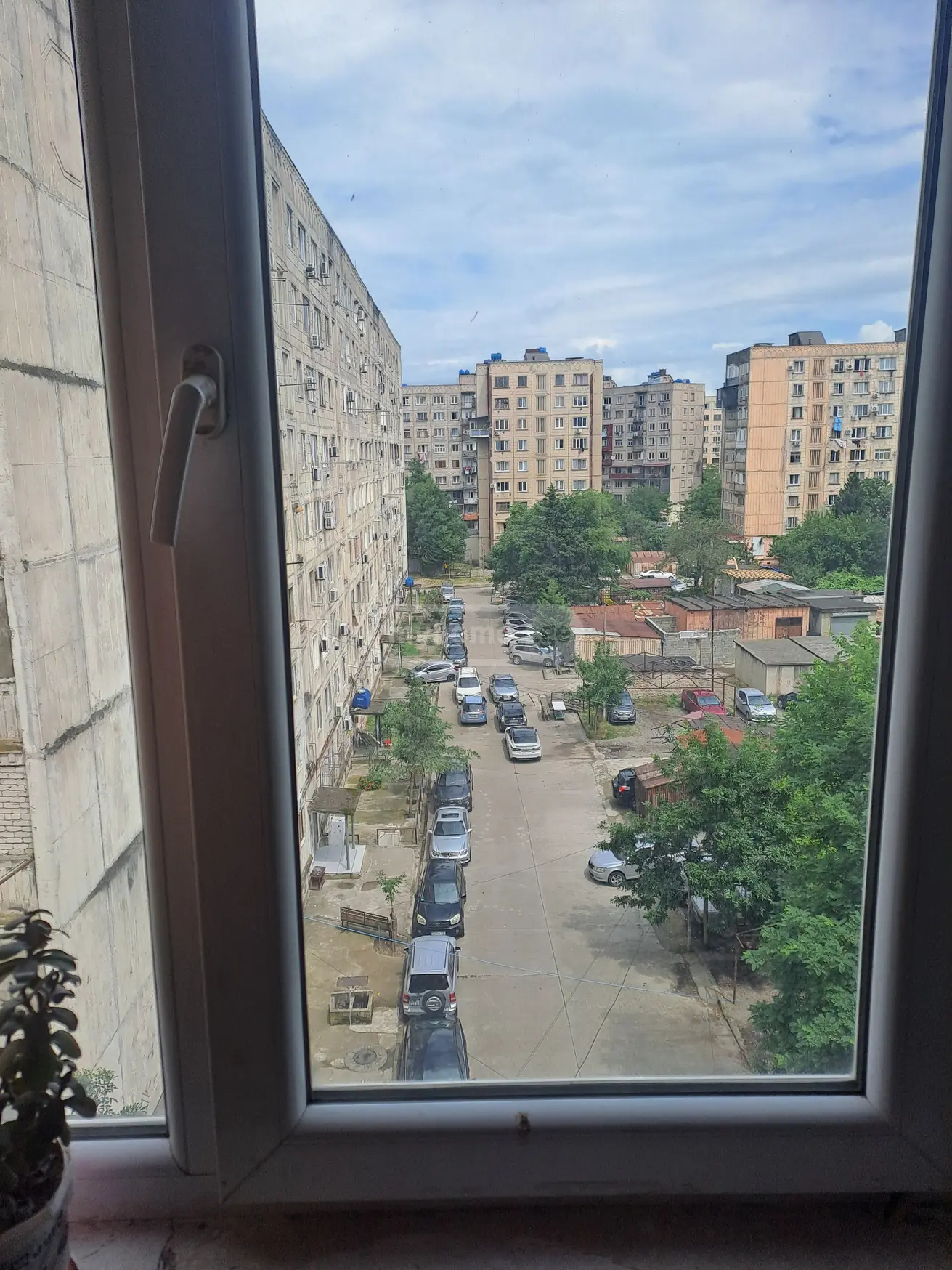 For Sale 1 Room Apartment Kutaisshi view 1