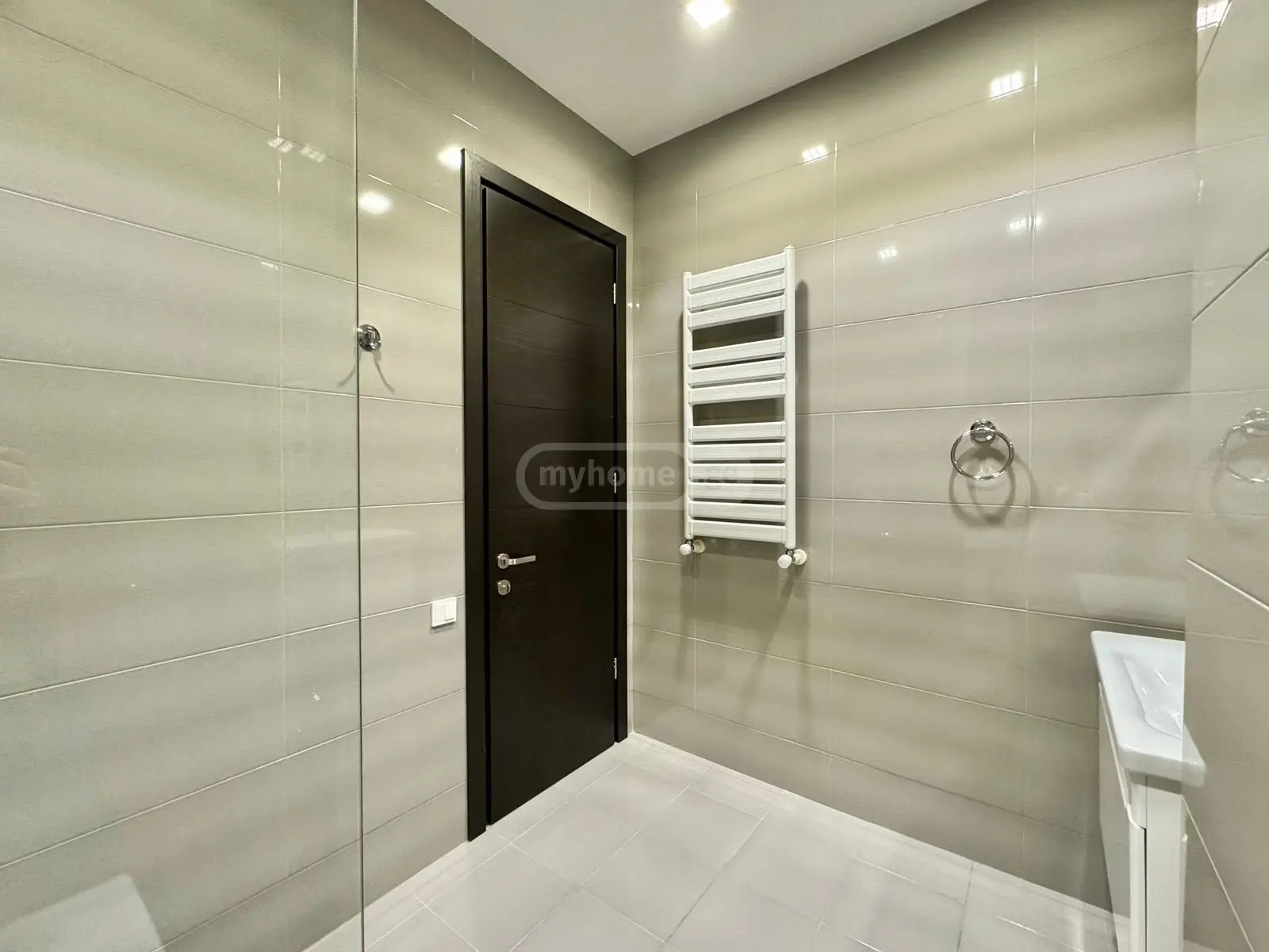 For Rent 4 Room Apartment, 12 of 12