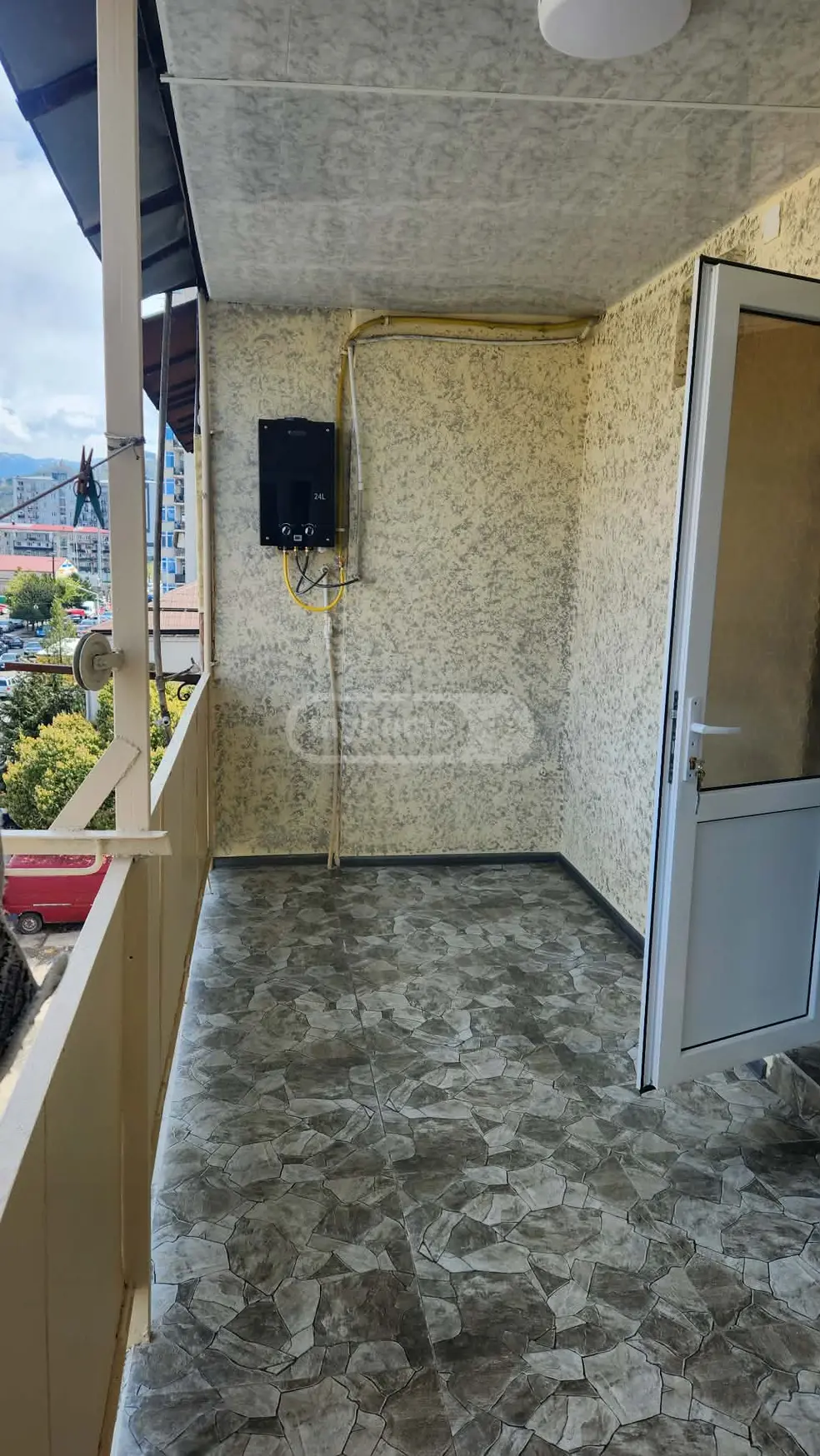 For Rent 4 Room Apartment view 4