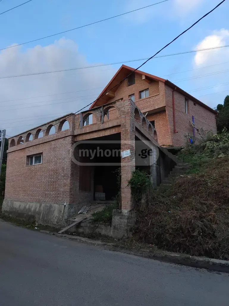 For Sale 5 Room Private House view 1