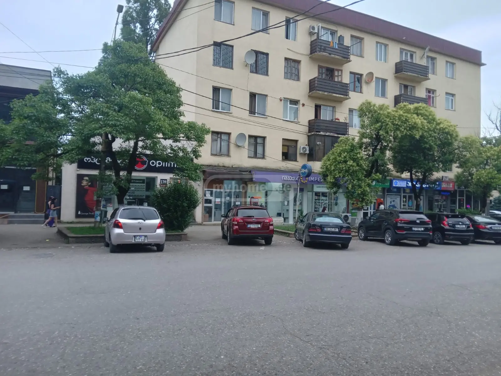 For Rent Universaluri Commercial Space Senakshi view 3
