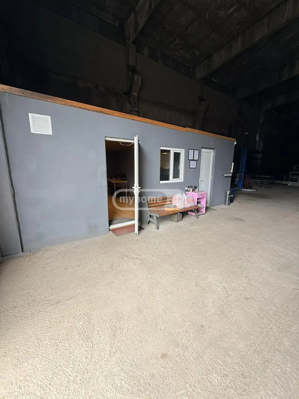 For Sale Nakhevarsardapi Commercial Space Kutaisshi view 2