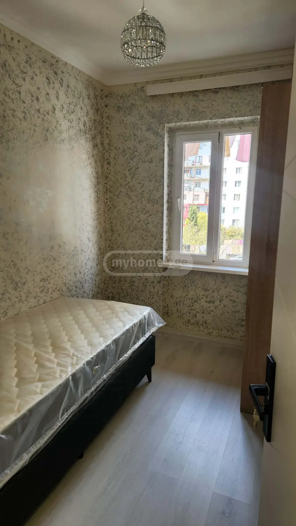 For Rent 4 Room Apartment view 3