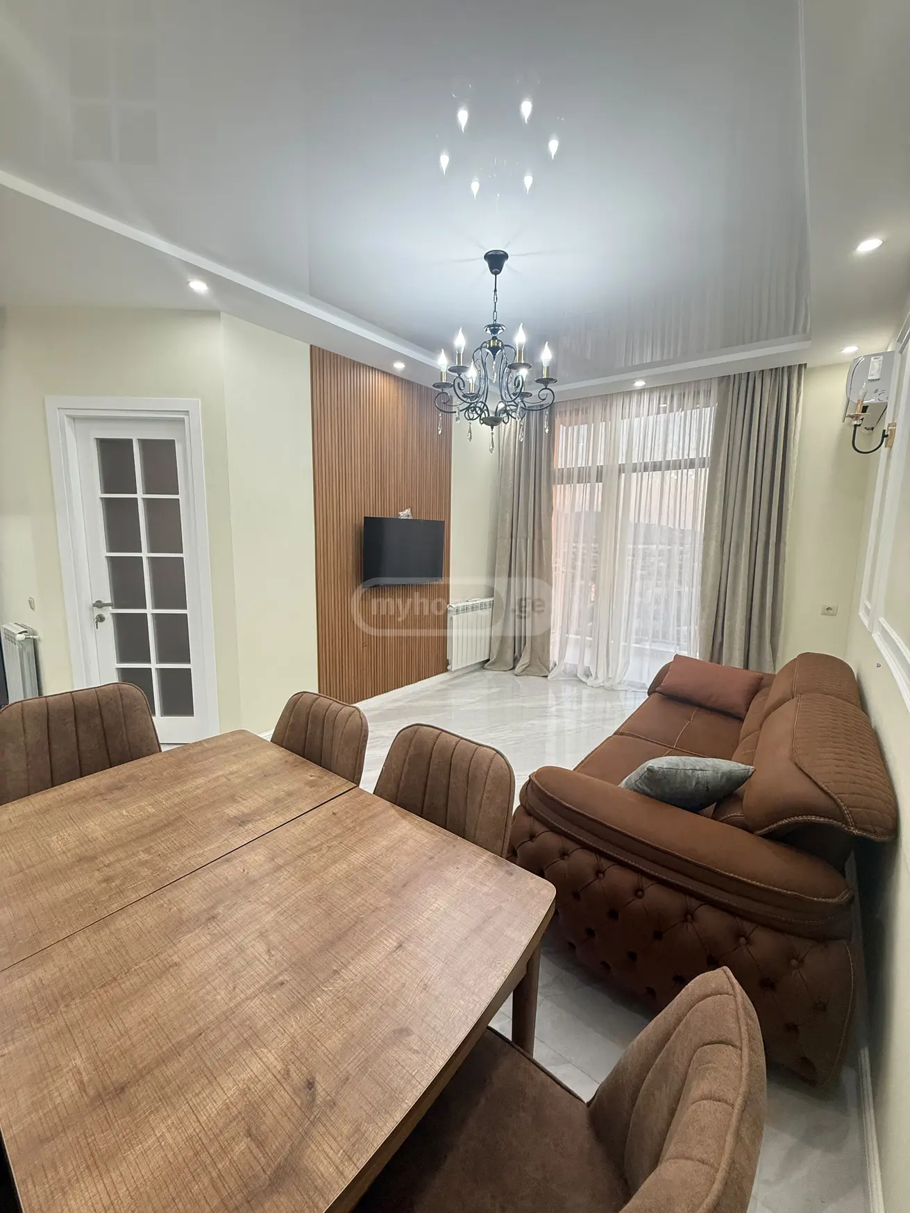 For Rent 3 Room Apartment view 2