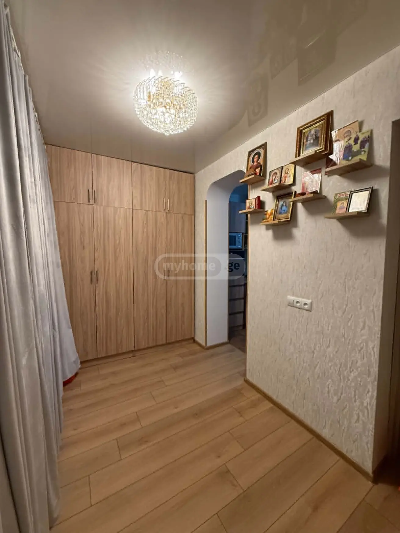 For Sale 3 Room Apartment Gorshi view 3