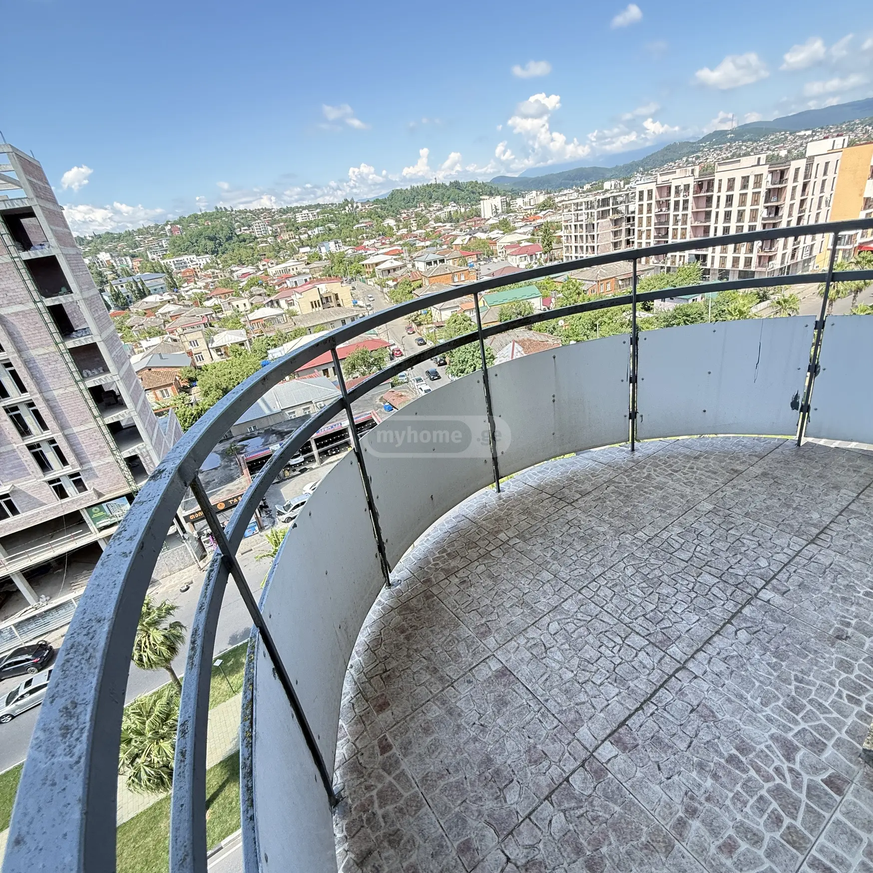 For Sale 3 Room Apartment Kutaisshi