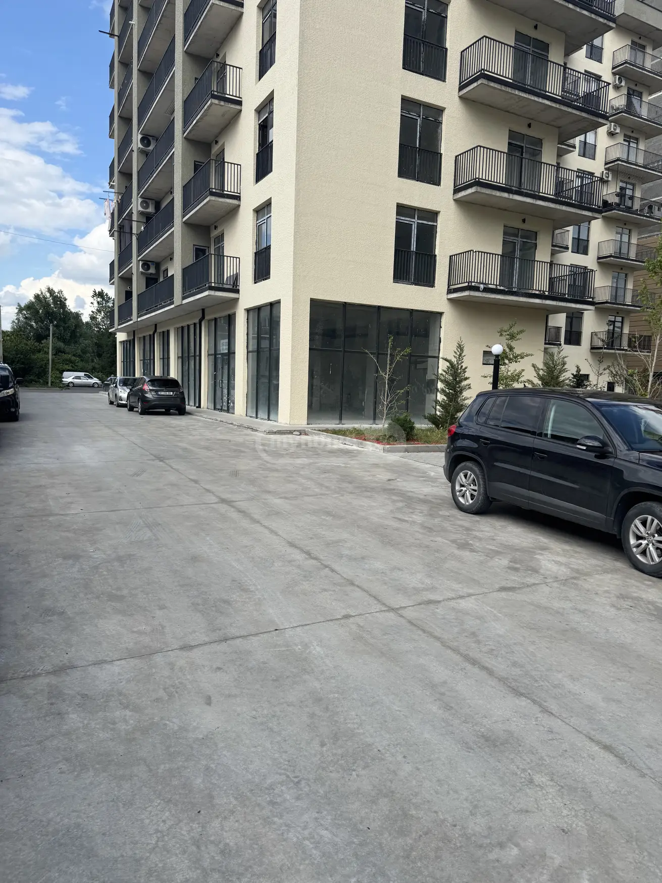 For Rent Universaluri Commercial Space Gorshi view 2