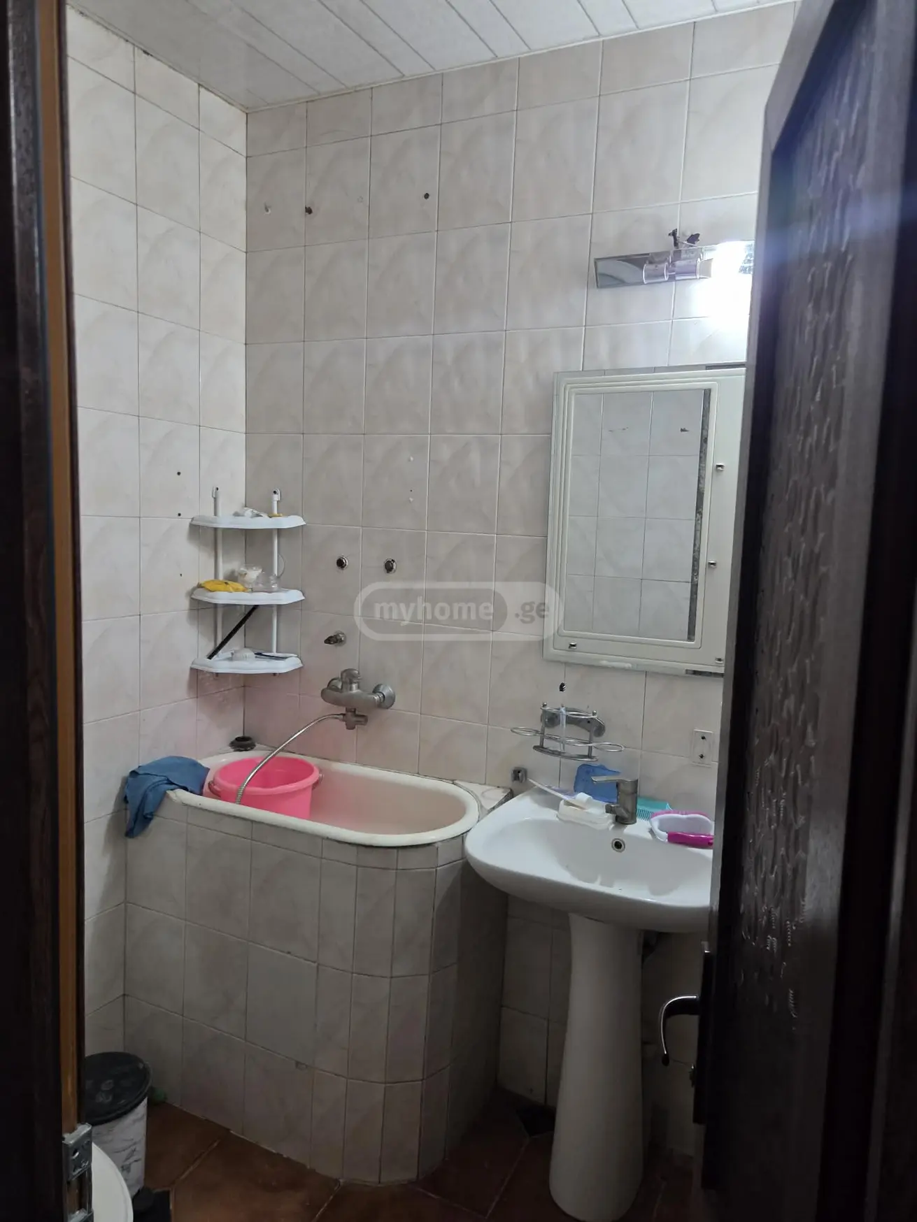 For Sale 2 Room Apartment Kutaisshi view 9