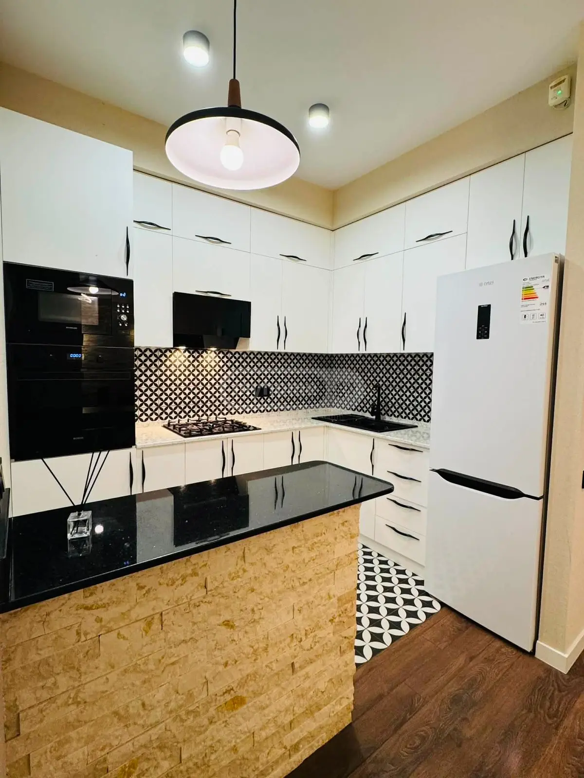 For Rent 2 Room Apartment, 4 of 11