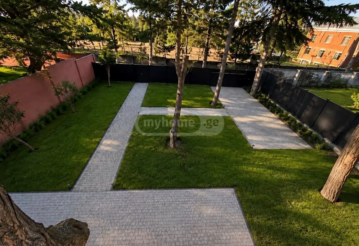 For Sale 8 Room Private House Tsqnetshi view 30