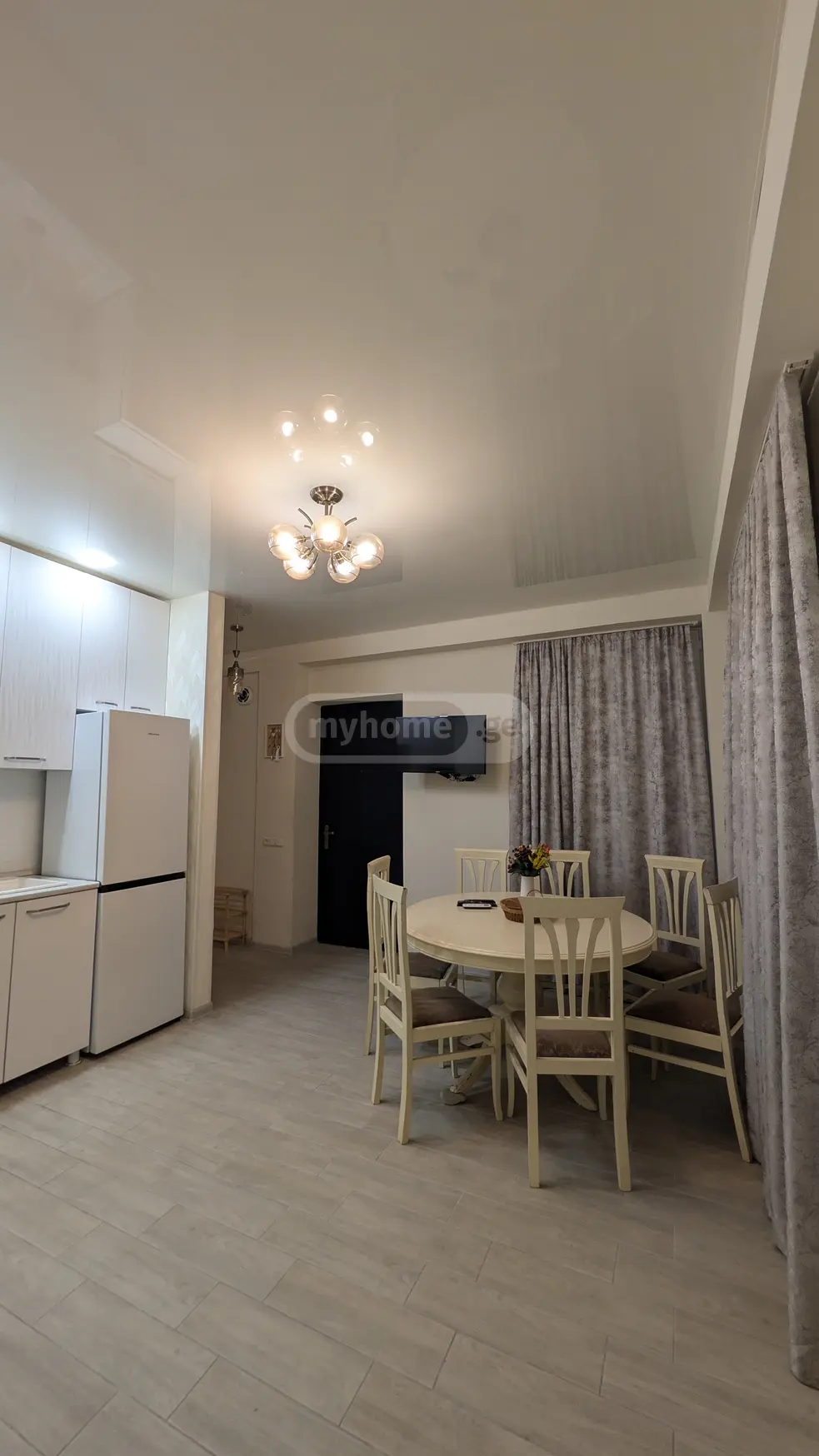 For Rent 3 Room Apartment Kutaisshi view 2
