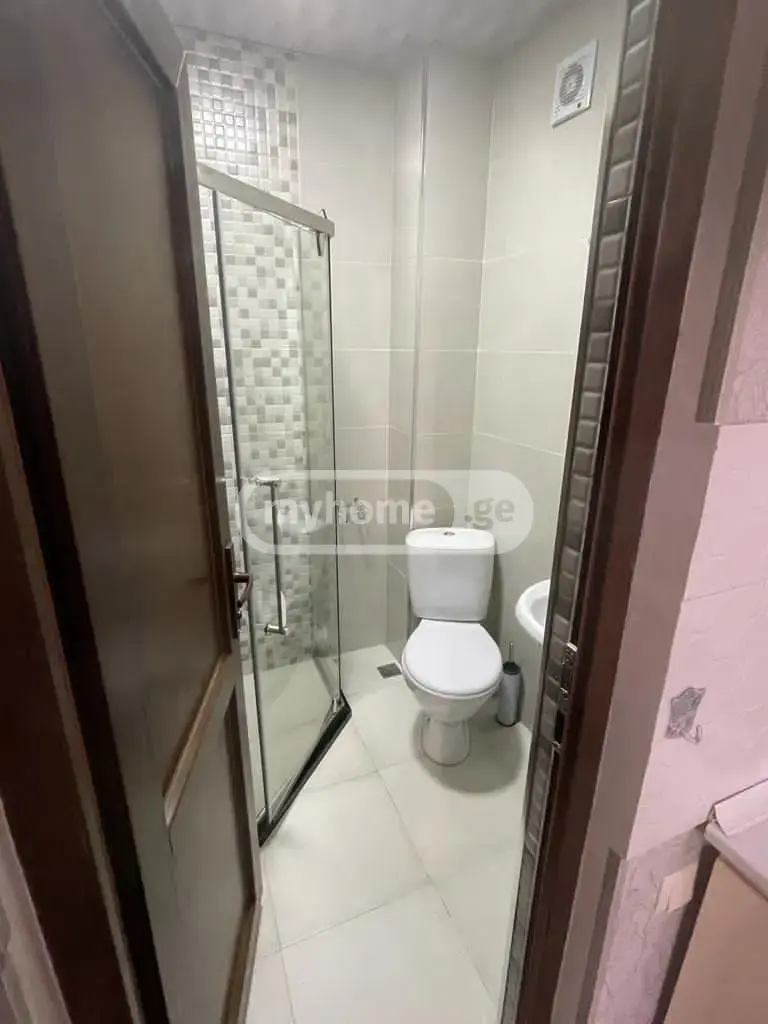 For Rent 2 Room Private House view 3