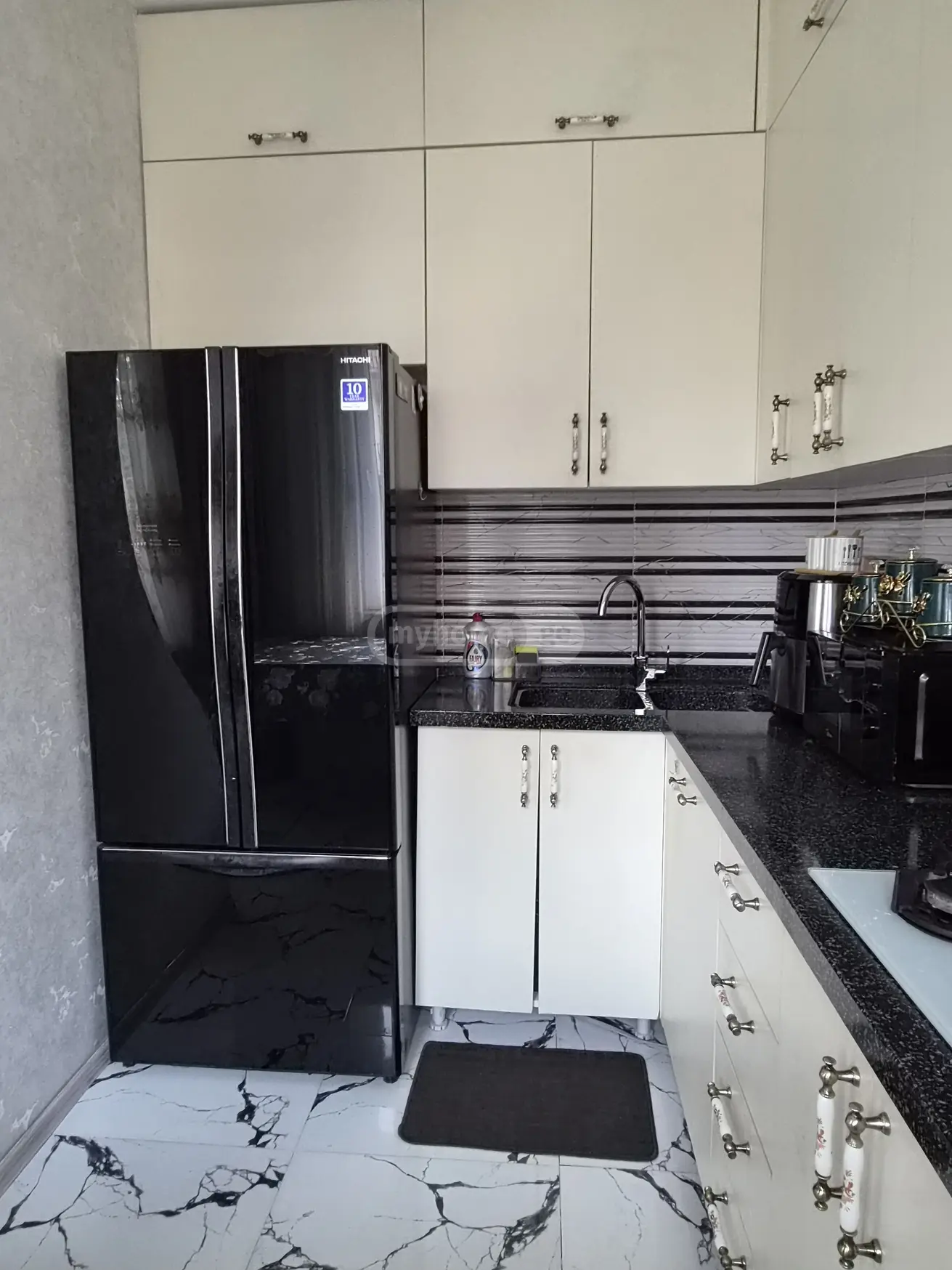 For Sale 3 Room Apartment view 5