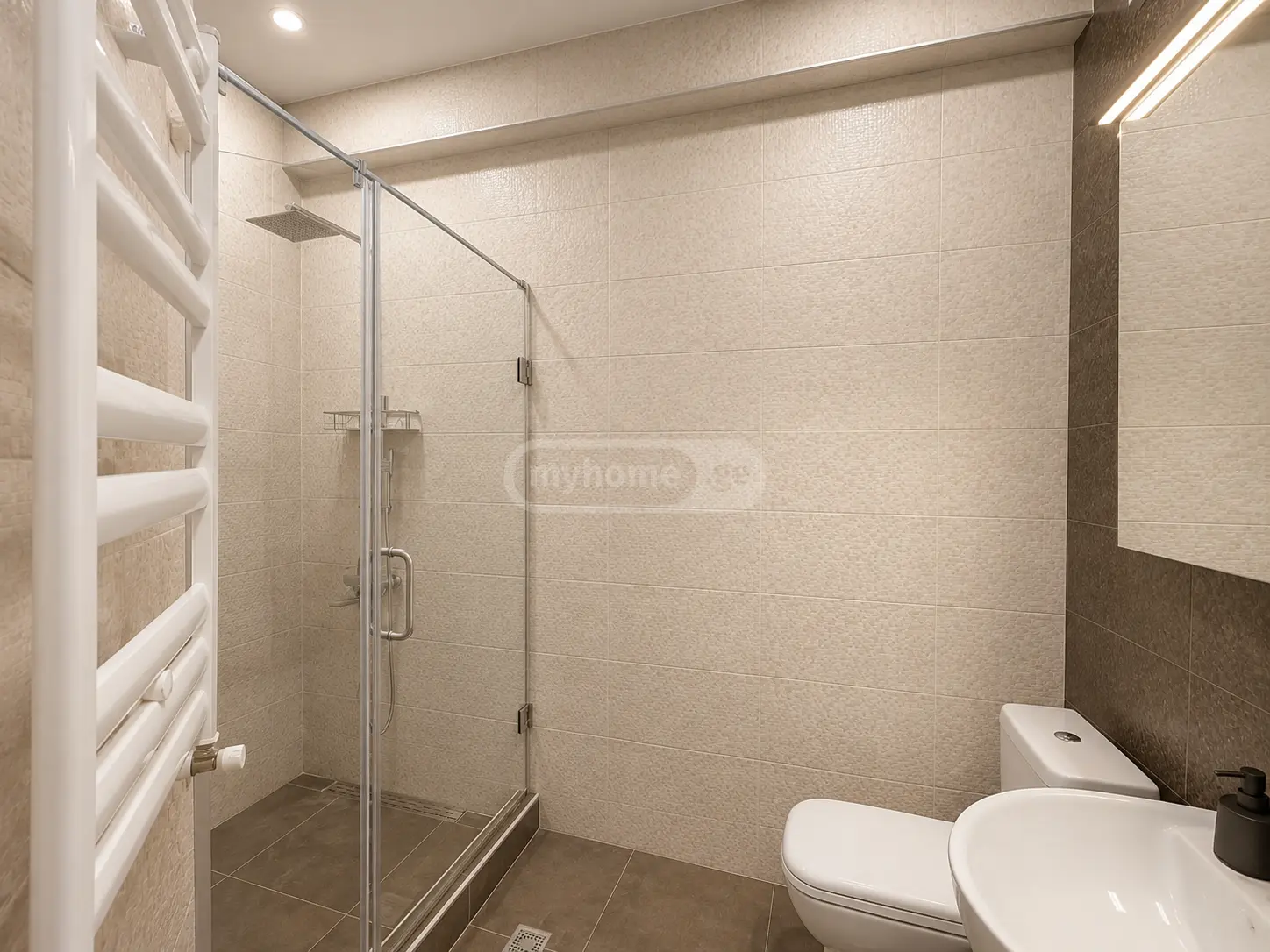 For Rent 4 Room Apartment, 9 of 10