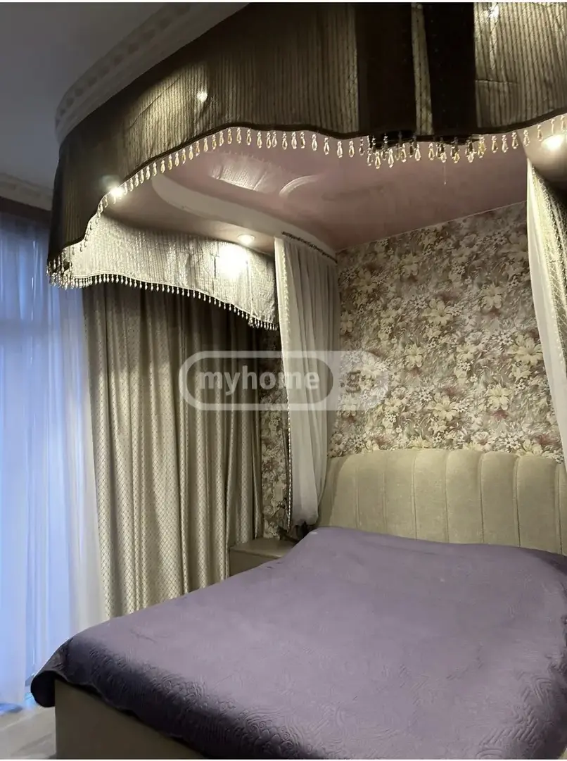 Daily Rent 3 Room Apartment Mtatsmindaze view 6