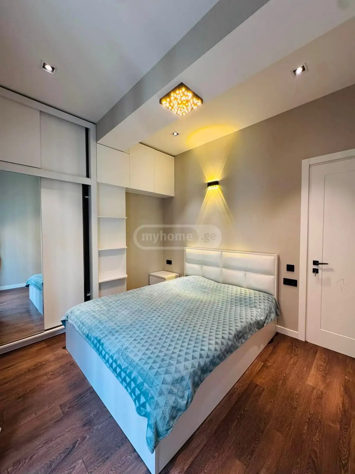 For Rent 2 Room Apartment, 1 of 11