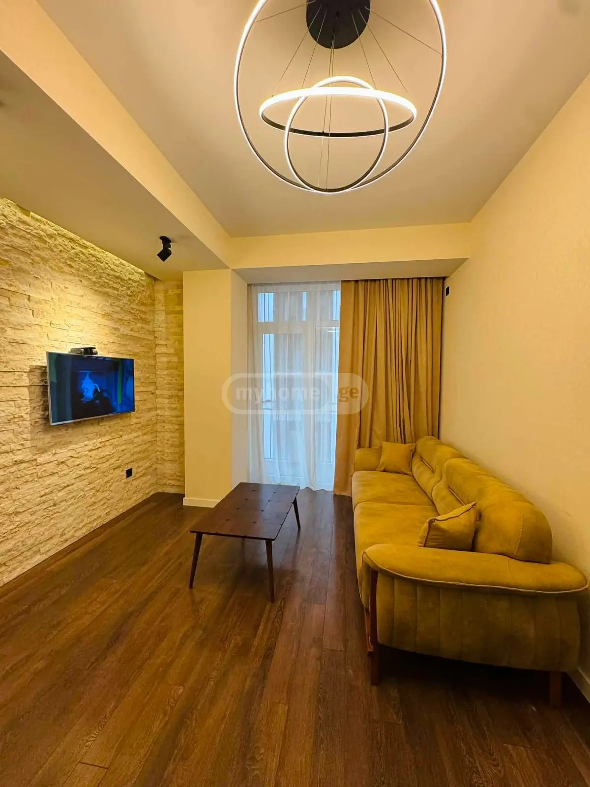 For Rent 2 Room Apartment, 2 of 11