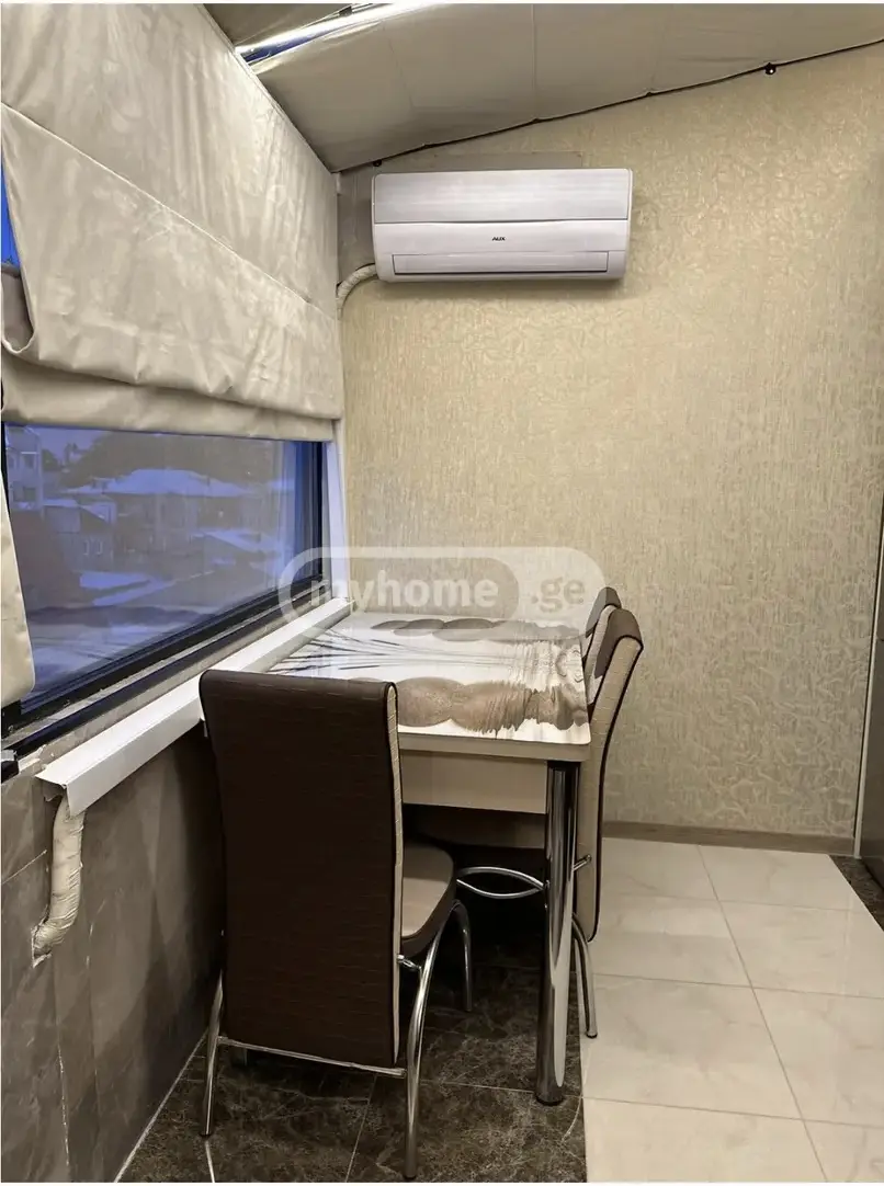 Daily Rent 3 Room Apartment Mtatsmindaze view 3