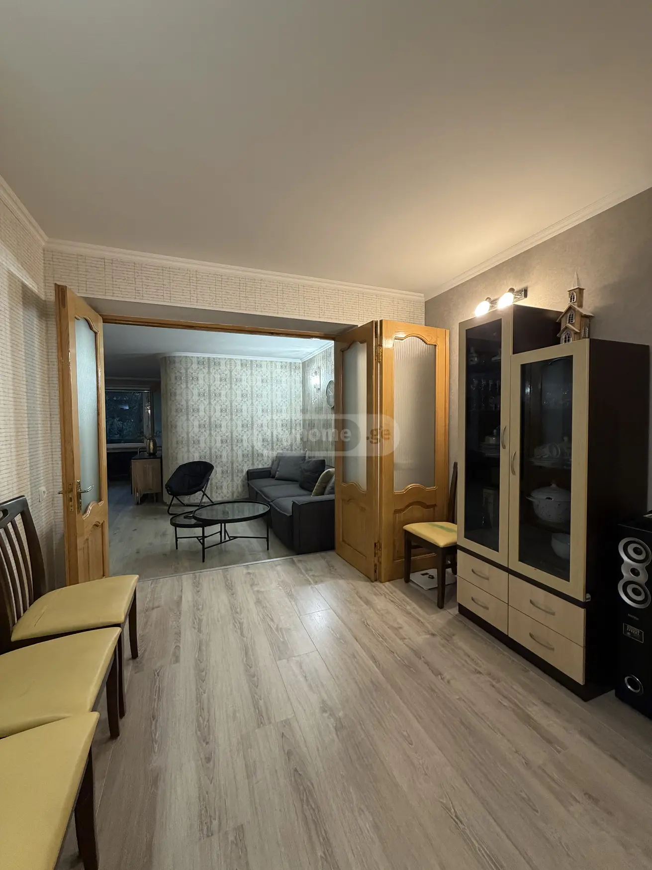 For Sale 5 Room Apartment Kutaisshi view 10