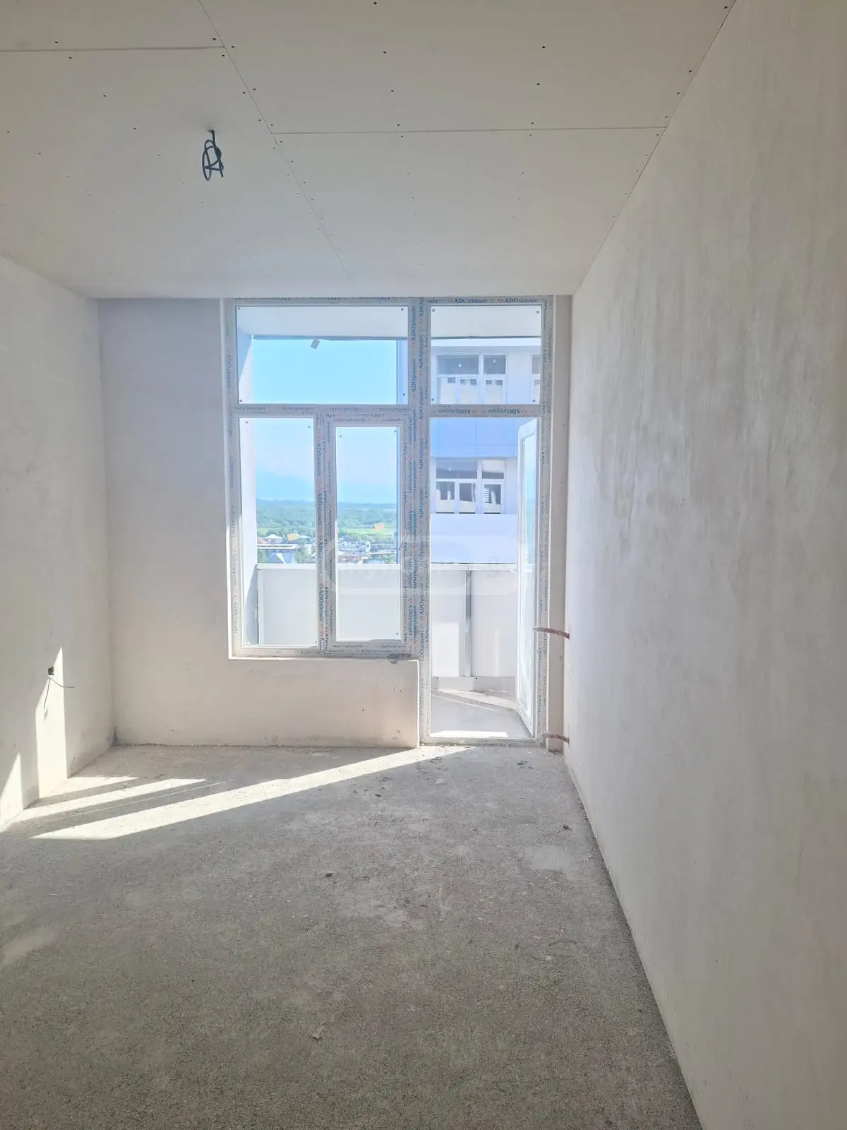 For Sale 2 Room Apartment view 1