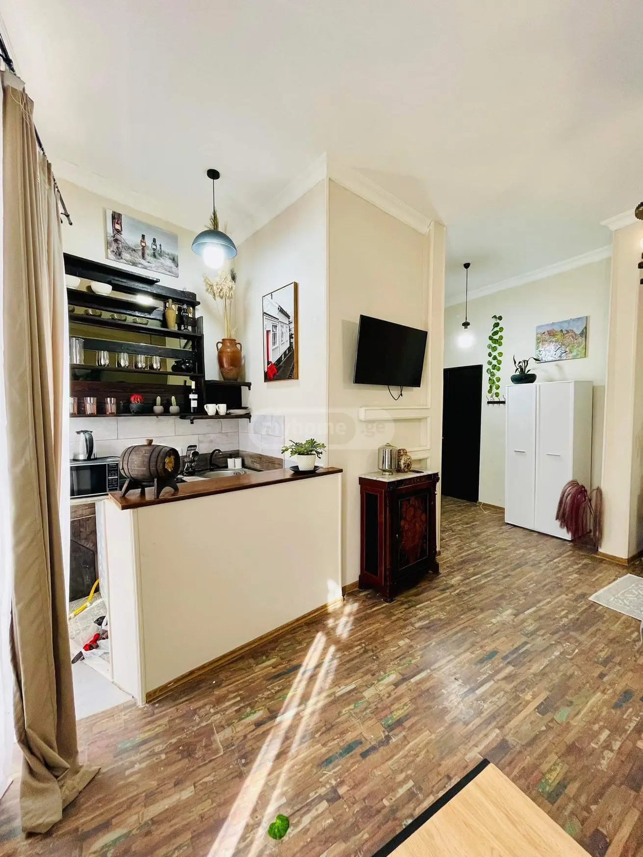Daily Rent 1 Room Apartment Mtatsmindaze view 7