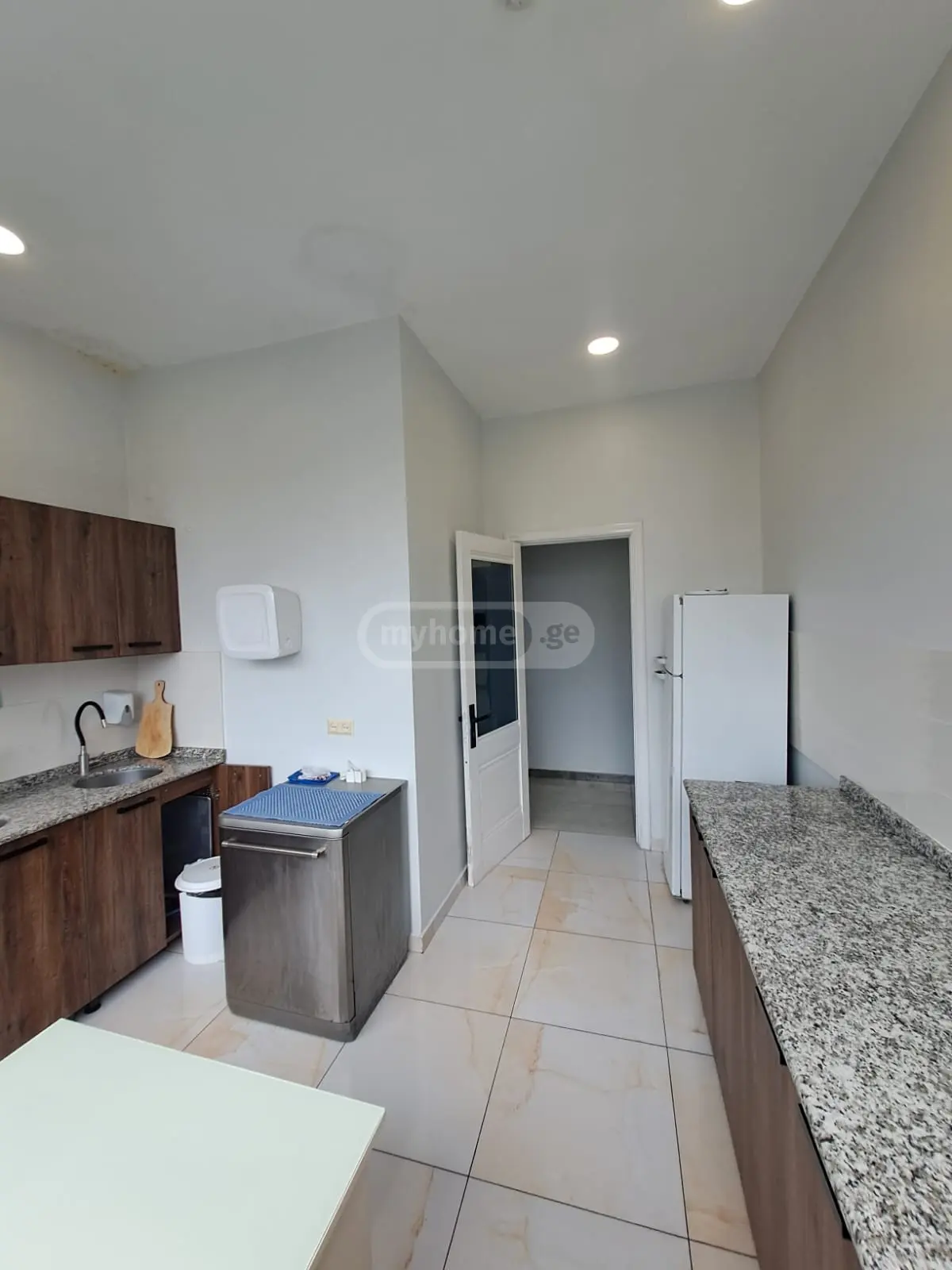 For Sale 10+ Room Sastumro In Batumi view 12
