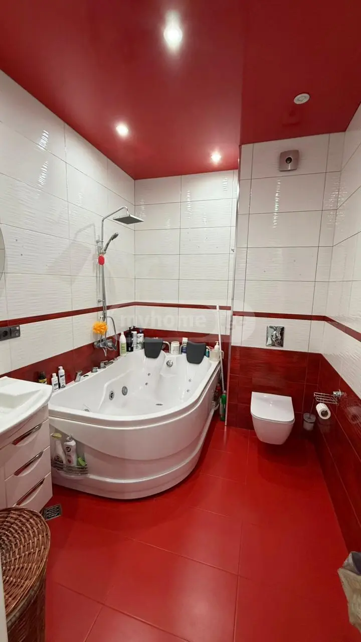 For Sale 5 Room Apartment view 7